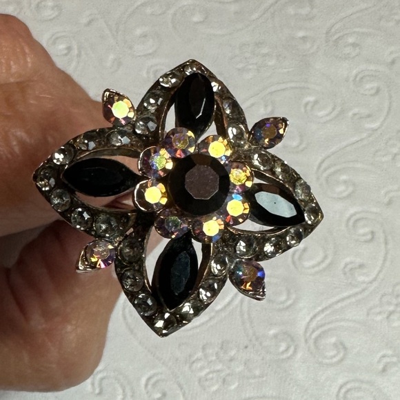 SNK SWAROVSKI Crystal Hair Pick - Picture 2 of 7